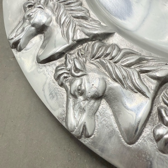 Aluminum 12-1/2” Serving Platter with Horse Head Trim - Picture 2 of 7